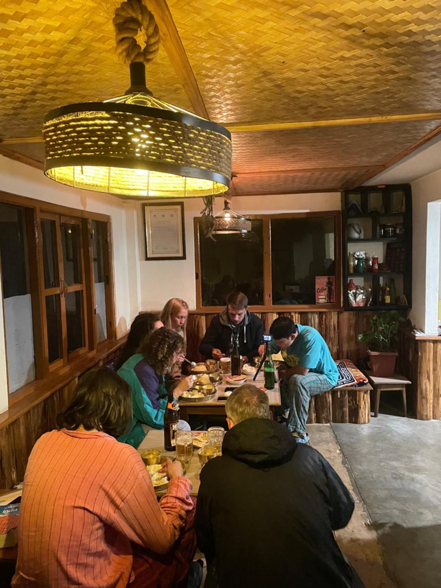 Hostel Wake In Himalayas Pelling Exterior foto