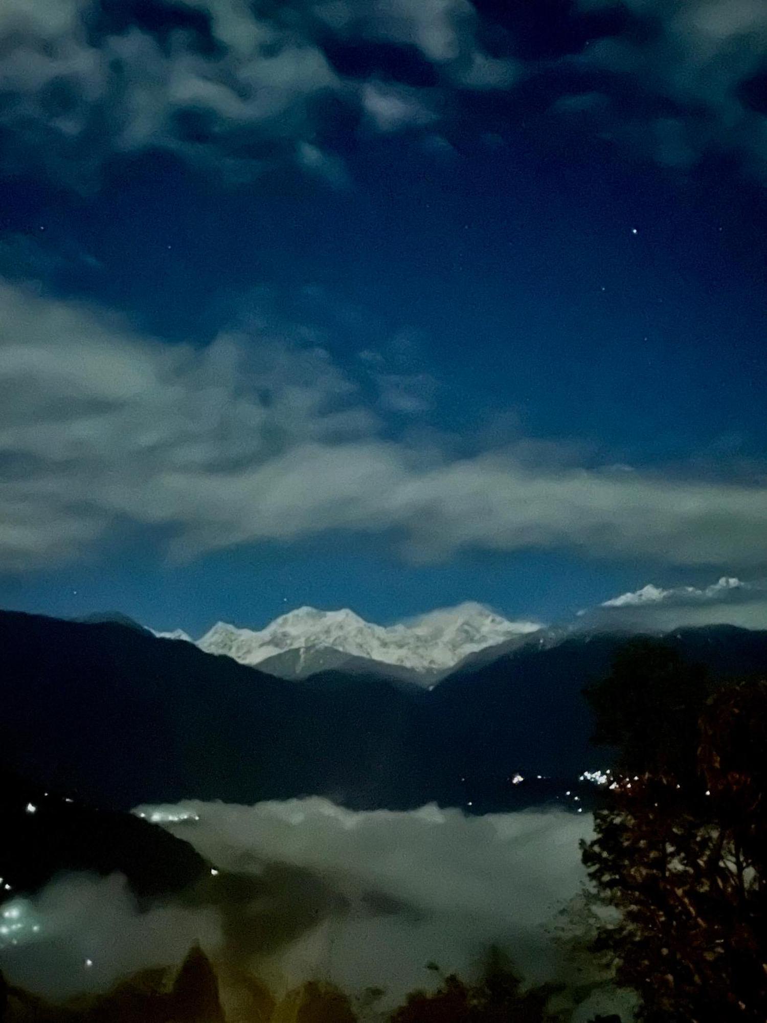 Hostel Wake In Himalayas Pelling Exterior foto