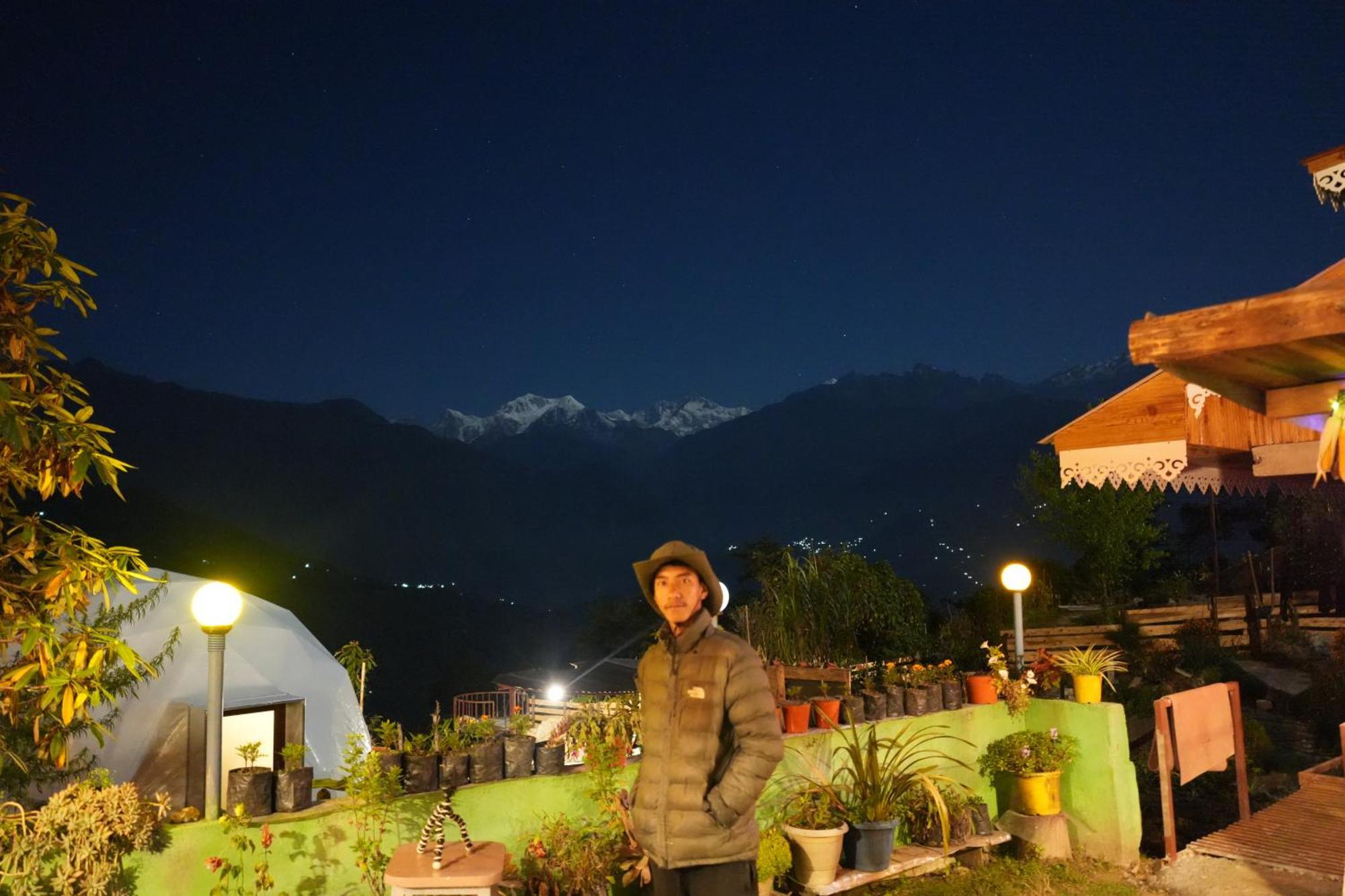 Hostel Wake In Himalayas Pelling Exterior foto