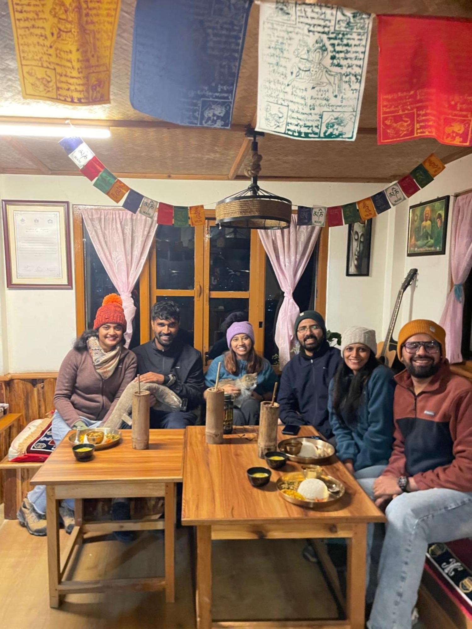 Hostel Wake In Himalayas Pelling Exterior foto
